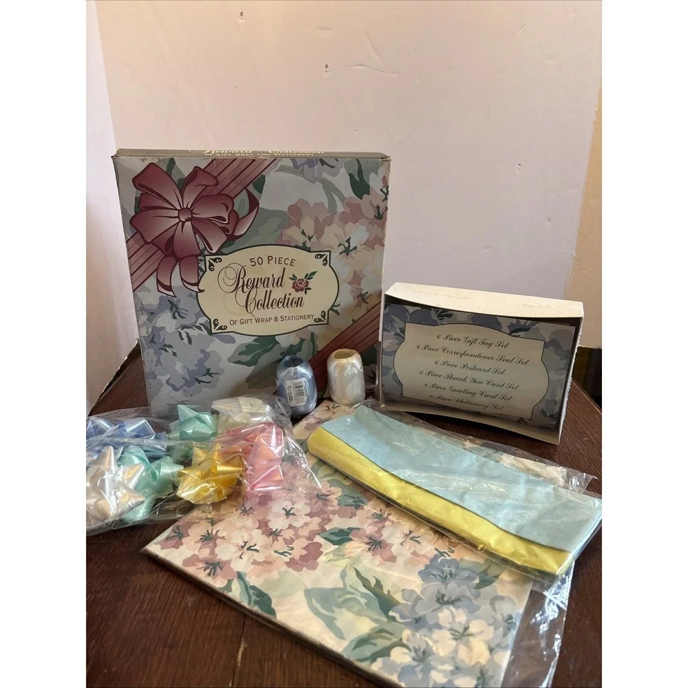 Vtg Floral Gift Wrap Stationery 50 Piece Reward Collection Box‎ NOS Cottagecore